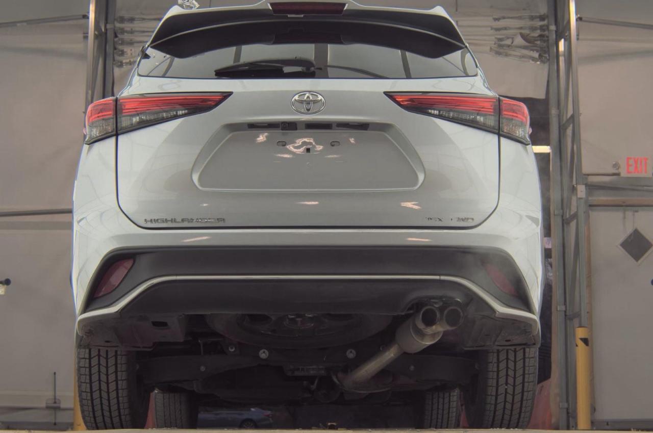 Toyota Highlander Xse Image 9