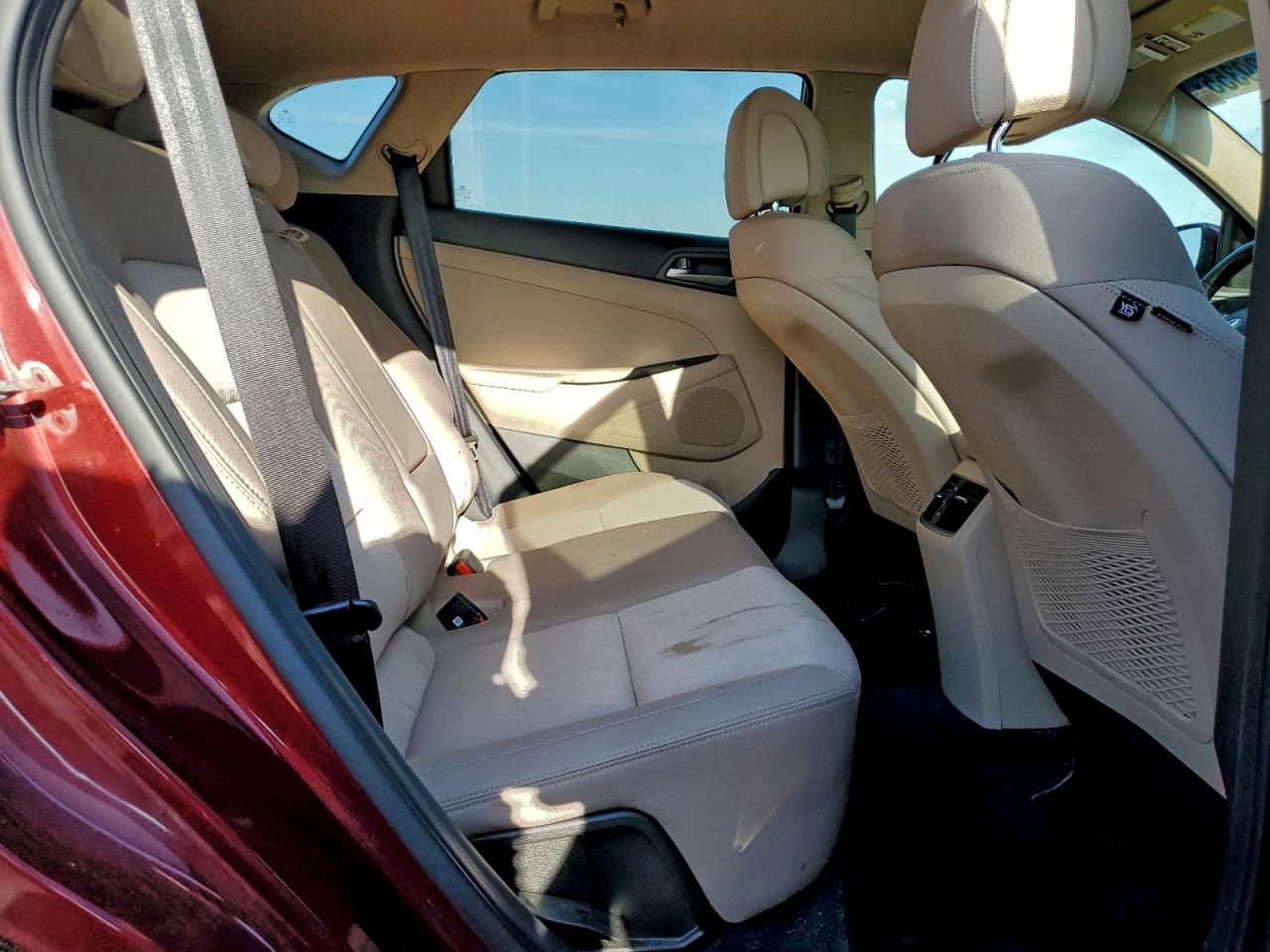 Hyundai TUCSON Limited Image 9