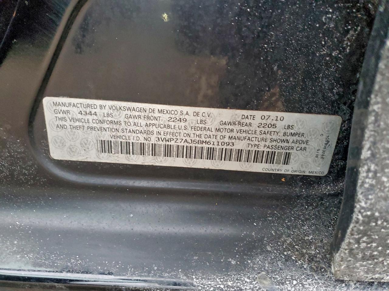 Volkswagen Jetta S Image 8