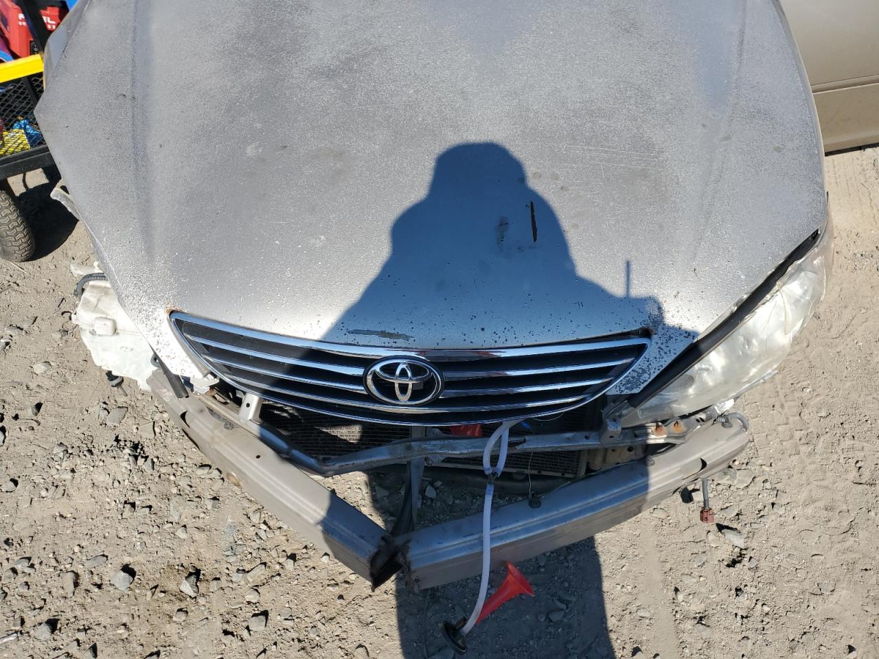 Toyota Camry Le Image 12