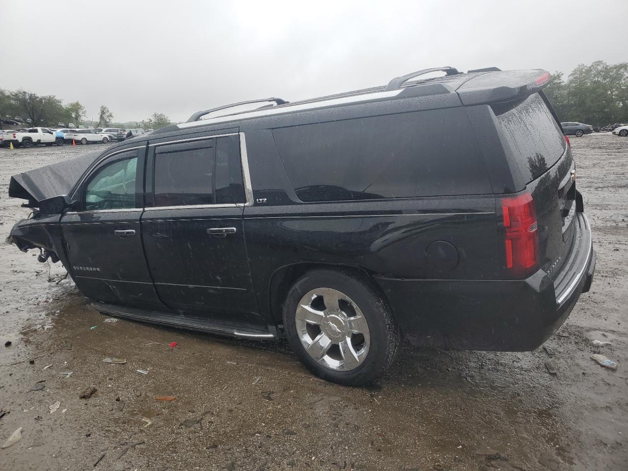 Chevrolet Suburban K1500 Ltz Image 5