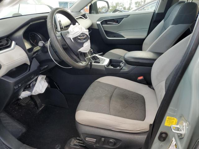 Toyota RAV4 Xle Image 5