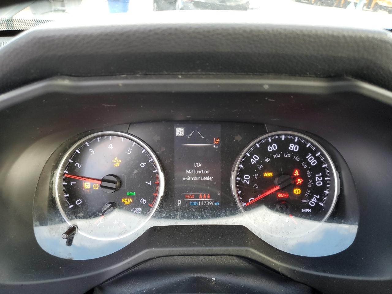 Toyota RAV4 Xle Image 7