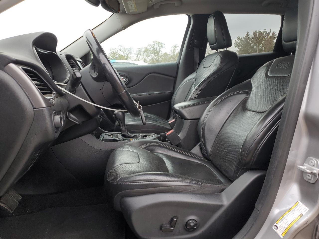 Jeep Grand Cherokee Limited Image 4