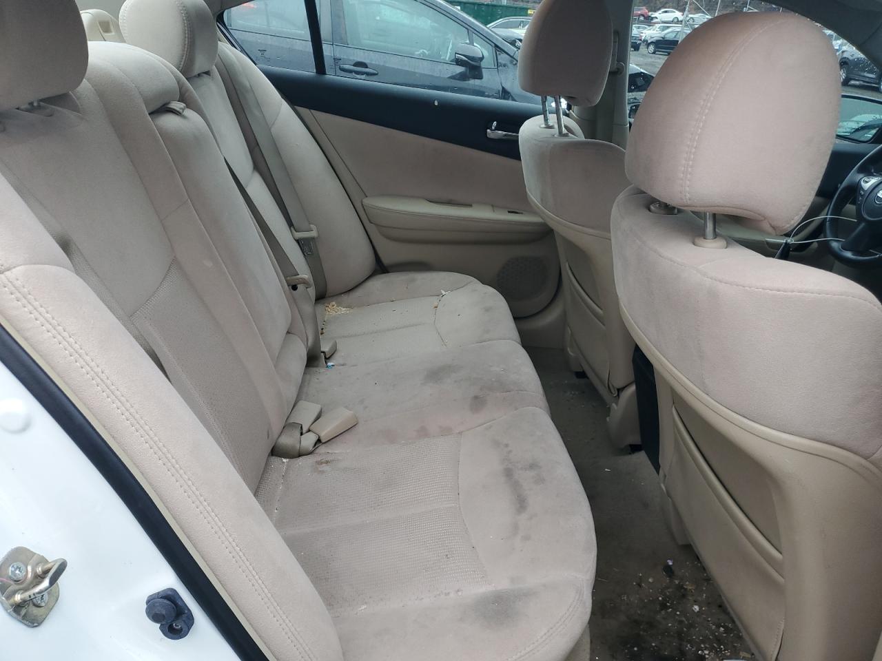 Nissan Maxima S Image 7