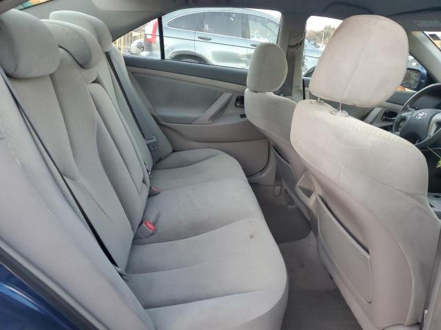 Toyota Camry Base Image 8