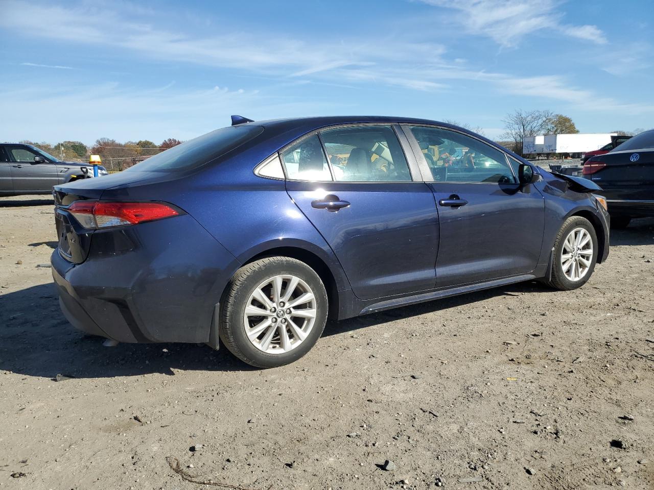 Toyota Corolla Le Image 4