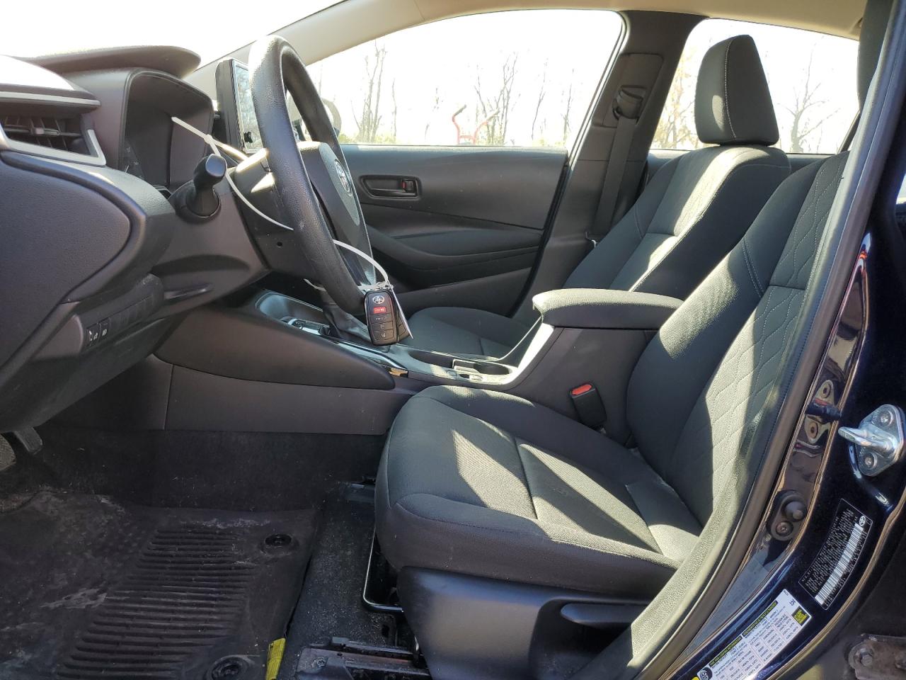 Toyota Corolla Le Image 10