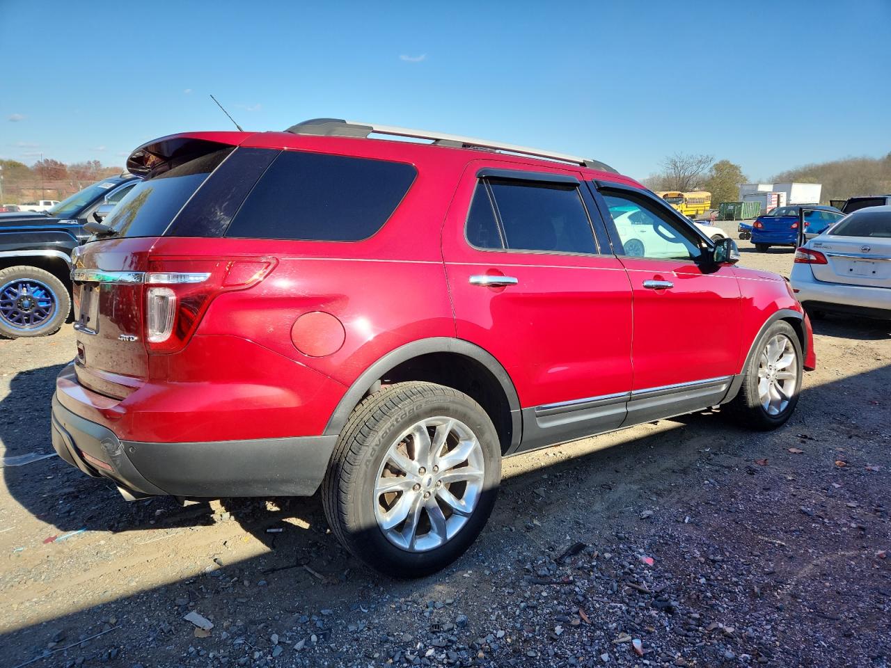 Ford Explorer Xlt Image 5