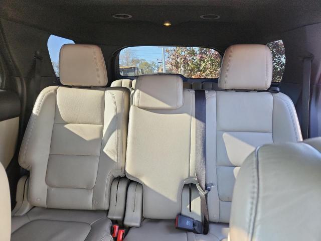 Ford Explorer Xlt Image 8