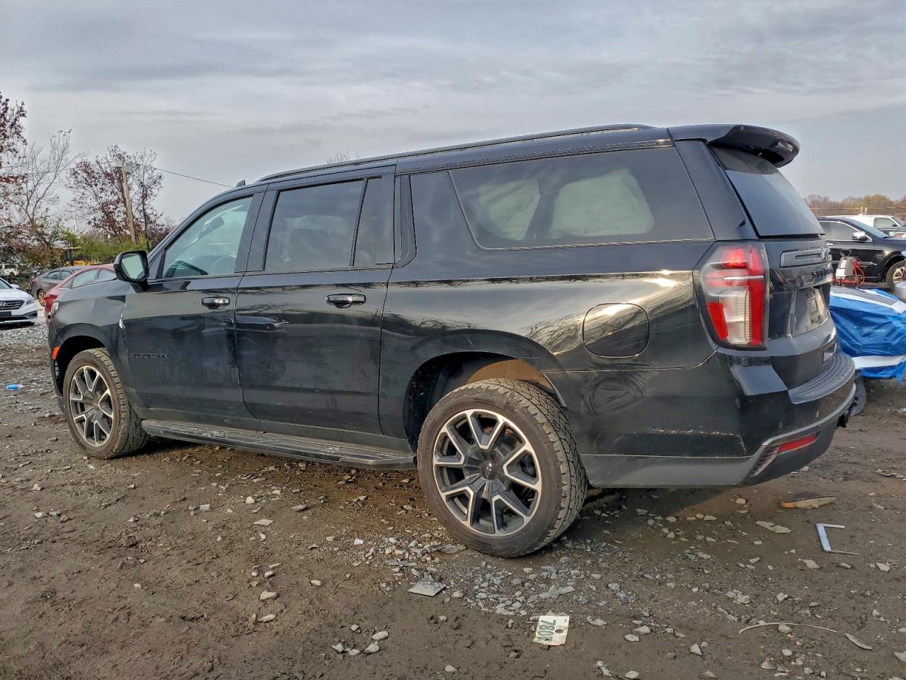 Chevrolet Suburban K1500 Rst Image 2