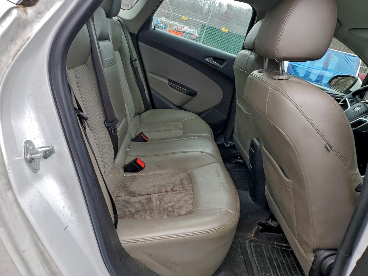 Buick Verano Sport Touring Image 6