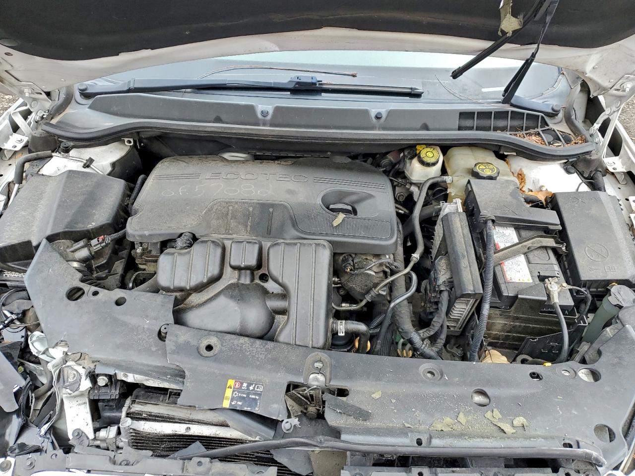 Buick Verano Sport Touring Image 11