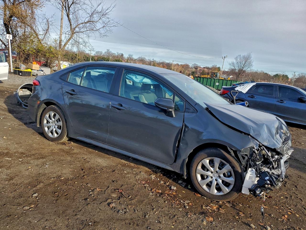 Toyota Corolla Le Image 2