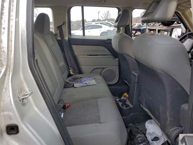 Jeep Patriot Sport Image 12