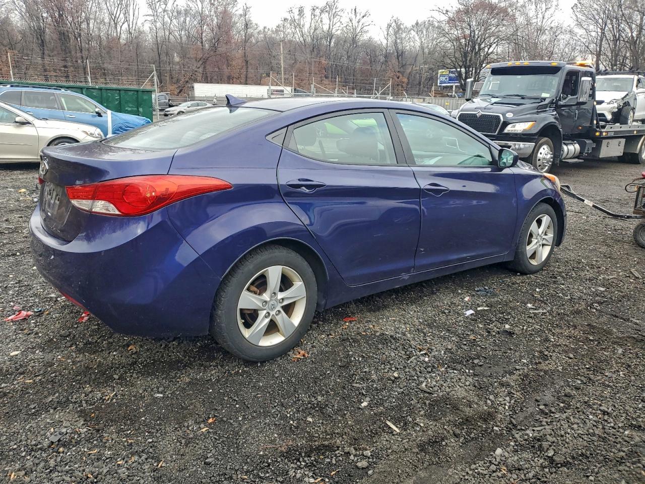 Hyundai ELANTRA Gls Image 10