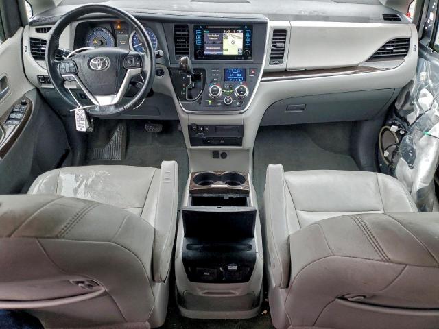 Toyota Sienna Xle Image 6