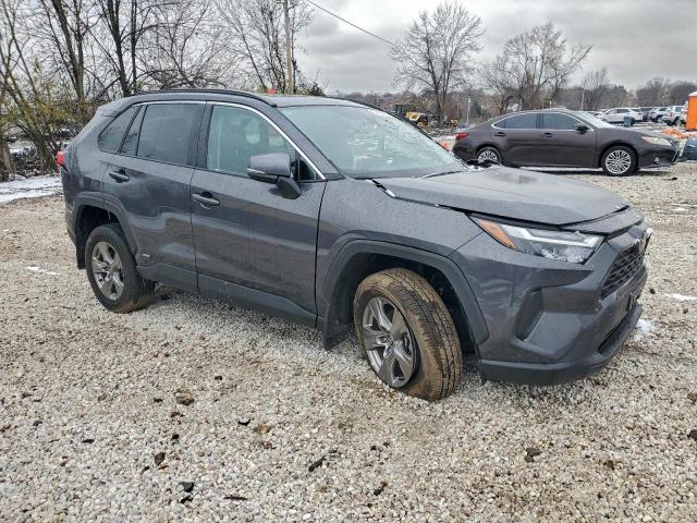 Toyota RAV4 Xle Image 6