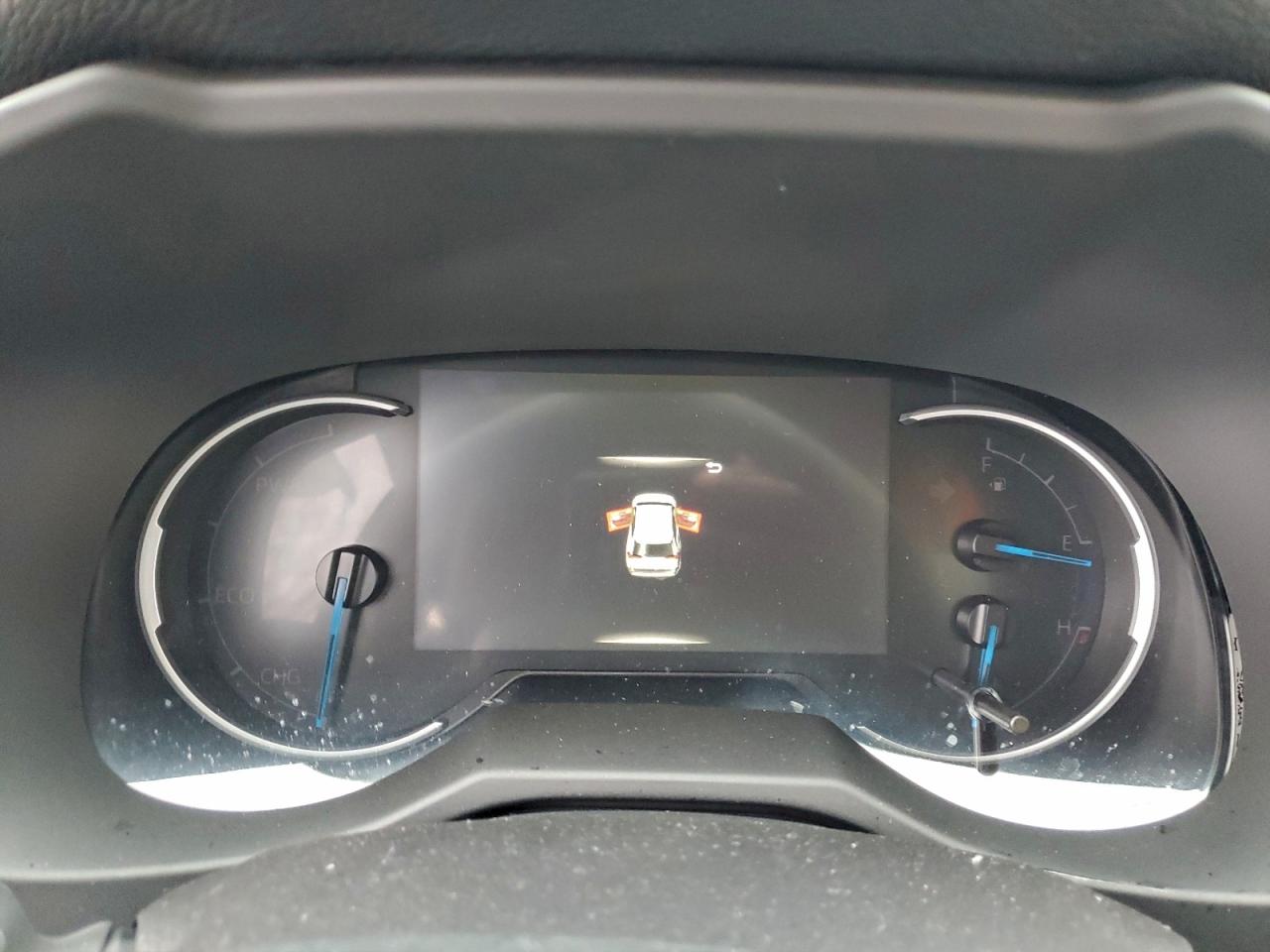 Toyota RAV4 Xle Image 4