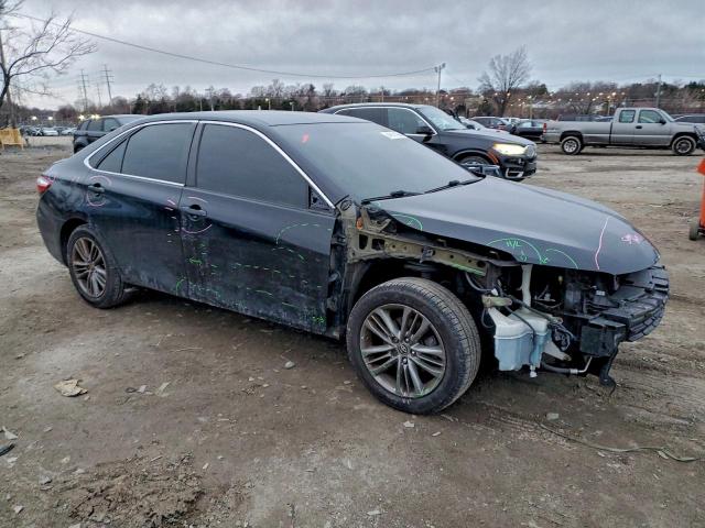 Toyota Camry Le Image 3