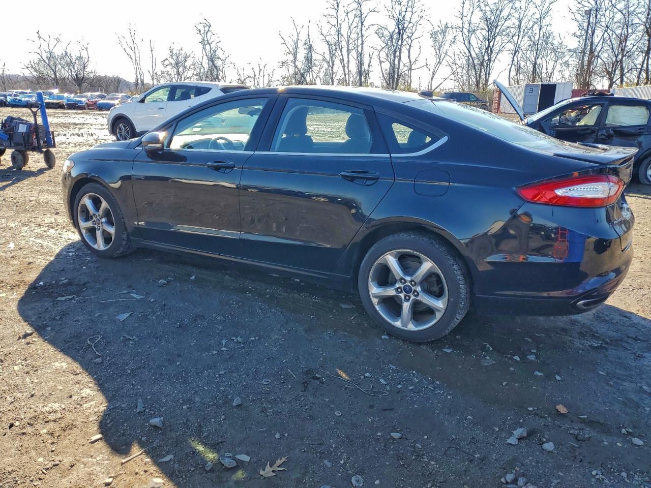 Ford Fusion Se Image 5