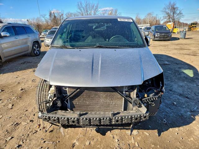 Dodge Caravan Se Image 3