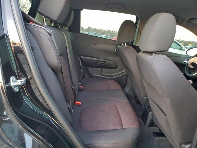 Chevrolet Sonic Lt Image 3