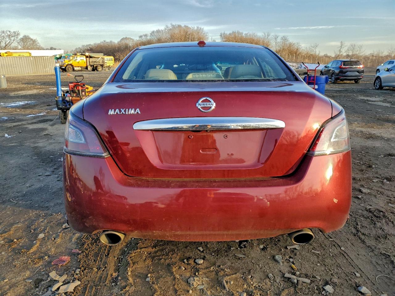 Nissan Maxima S Image 5