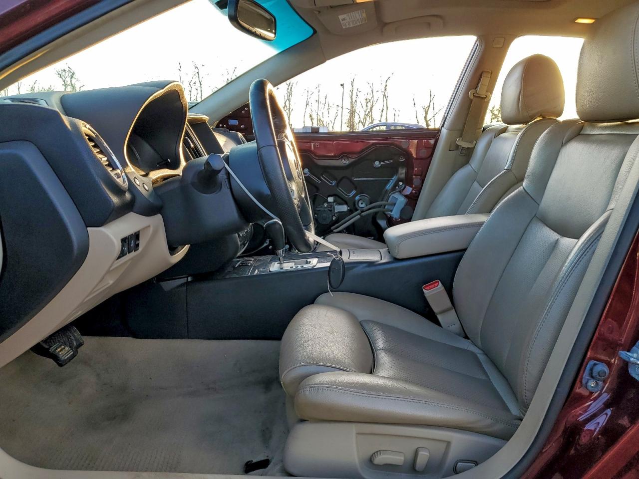 Nissan Maxima S Image 7