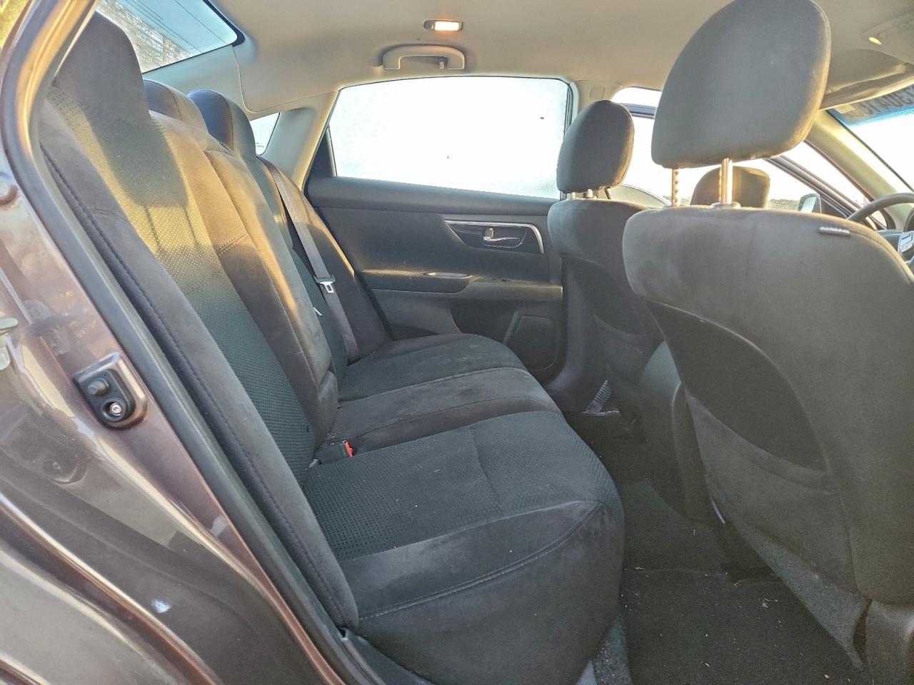 Nissan Altima 2.5 Image 9