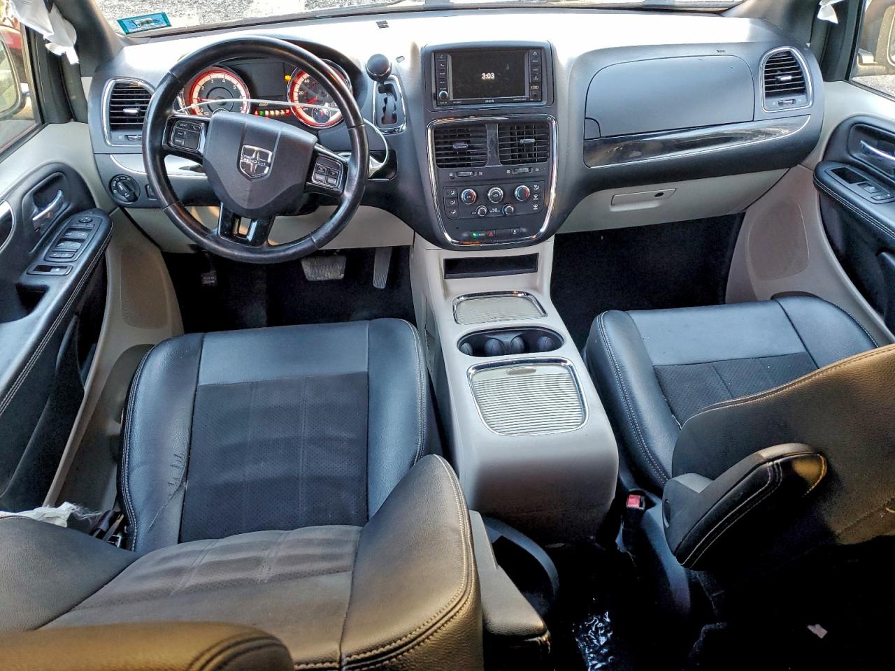 Dodge Caravan Sxt Image 6