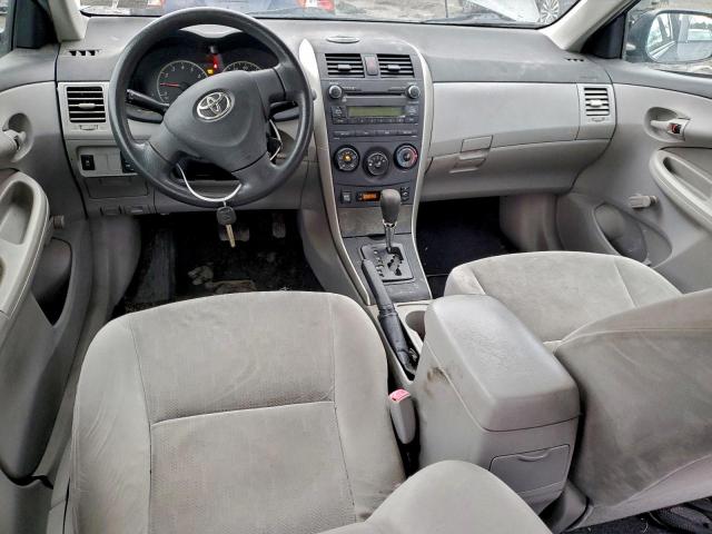 Toyota Corolla Base Image 11