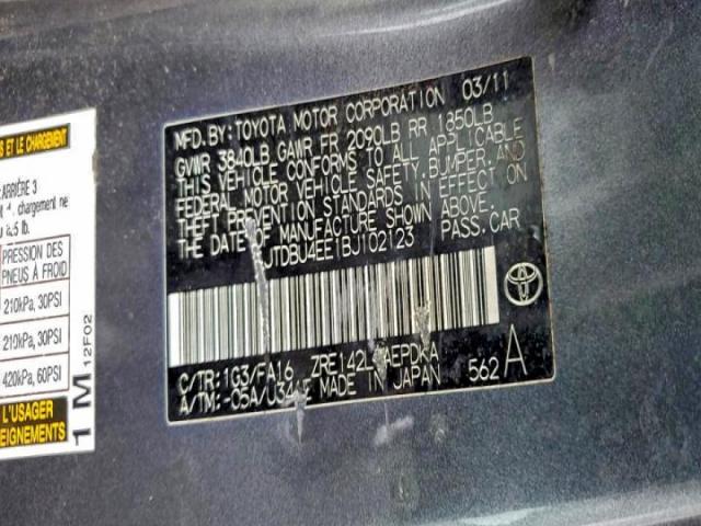 Toyota Corolla Base Image 8