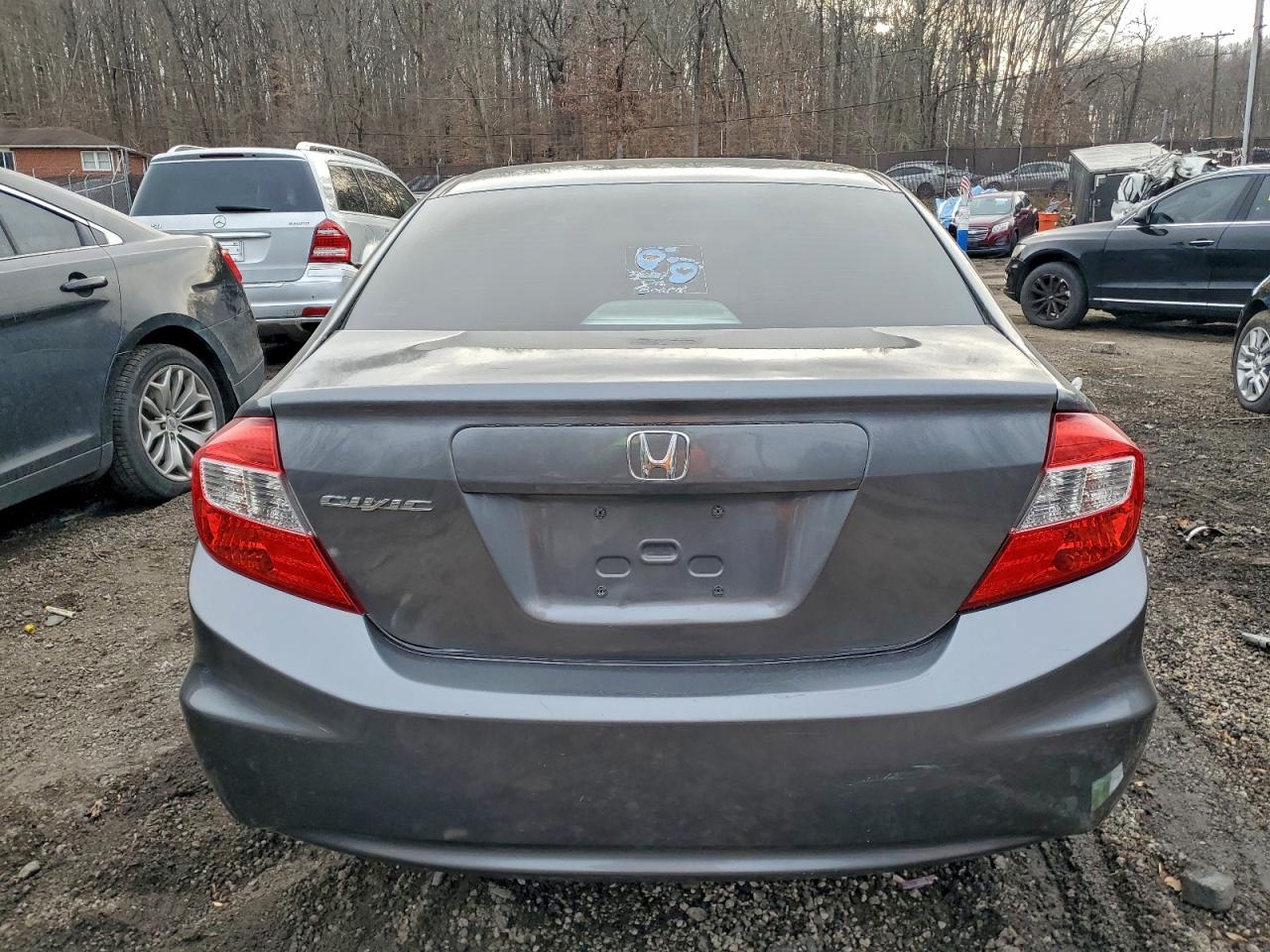 Honda Civic Lx Image 9