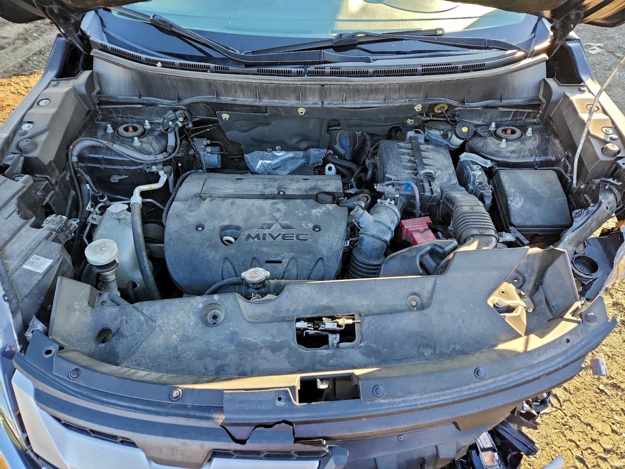 Mitsubishi Outlander Es Image 11