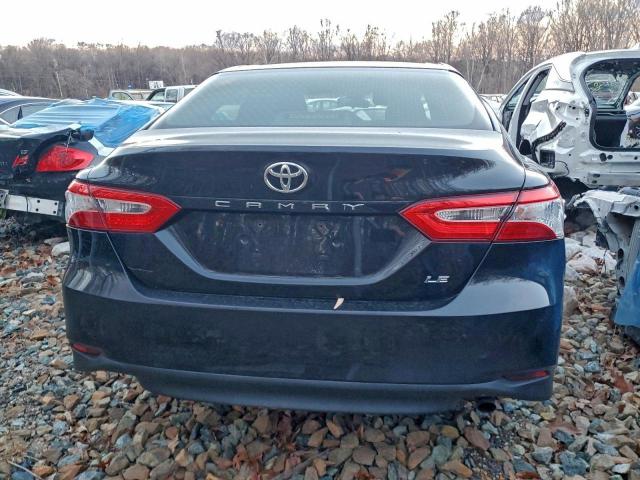 Toyota Camry L Image 5