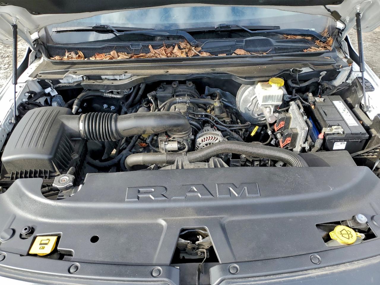 Ram 1500 Tradesman Image 2