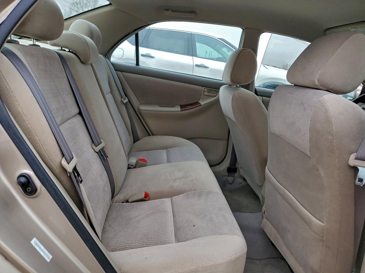 Toyota Corolla Ce Image 7