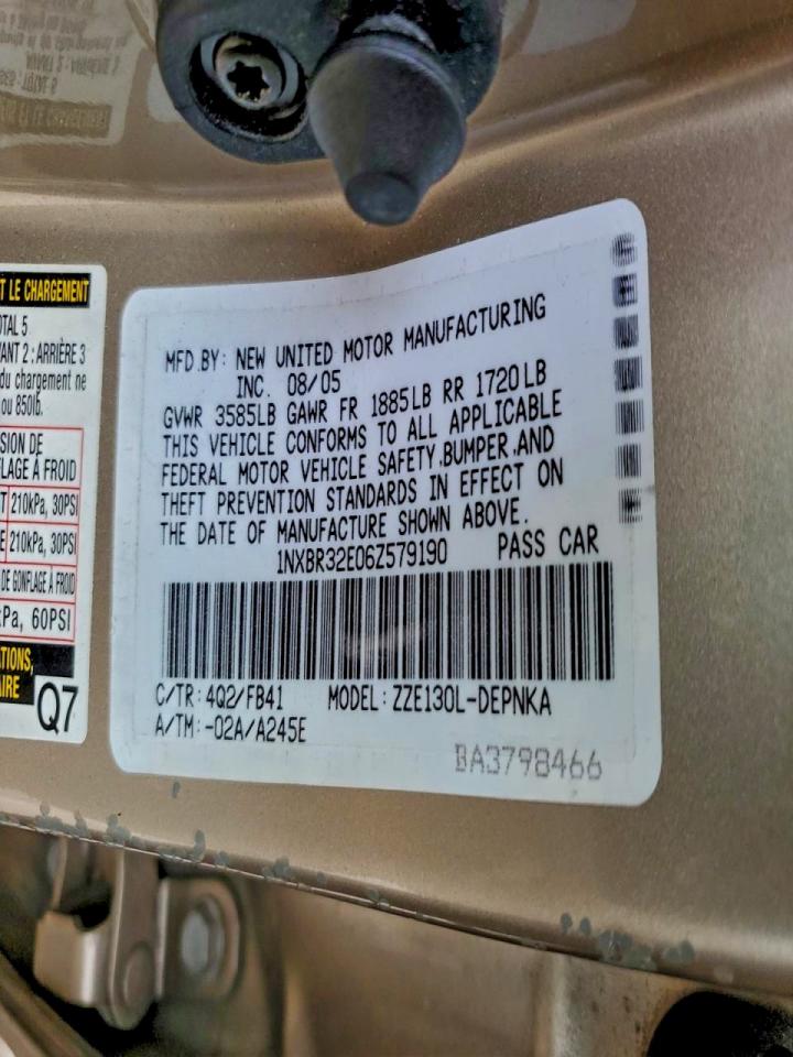 Toyota Corolla Ce Image 9