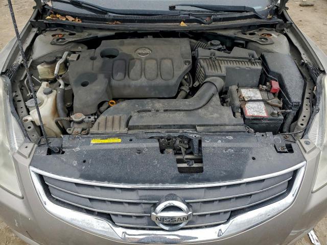 Nissan Altima Base Image 7