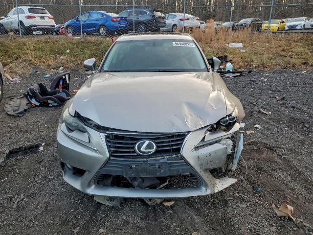 Lexus Is 250 Image 12