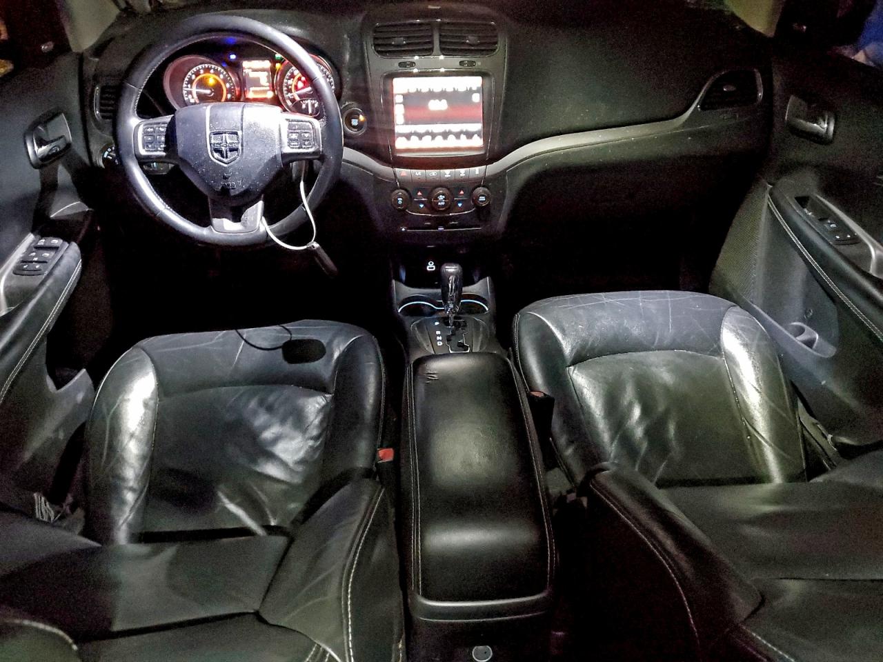 Dodge Journey Crossroad Image 3