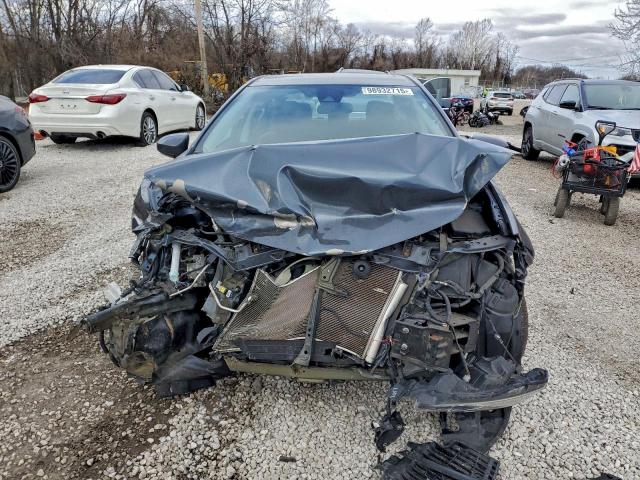 Toyota Corolla L Image 8