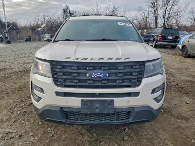 Ford Explorer Sport Image 13