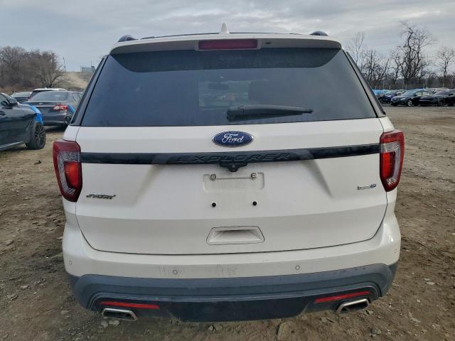 Ford Explorer Sport Image 8