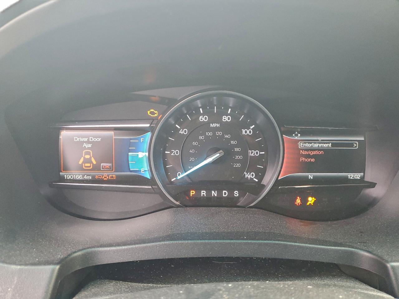 Ford Explorer Sport Image 9