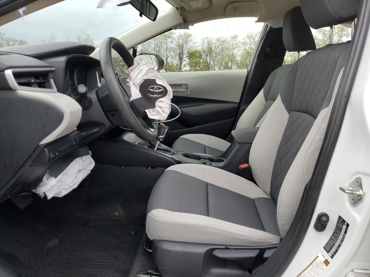 Toyota Corolla Le Image 7