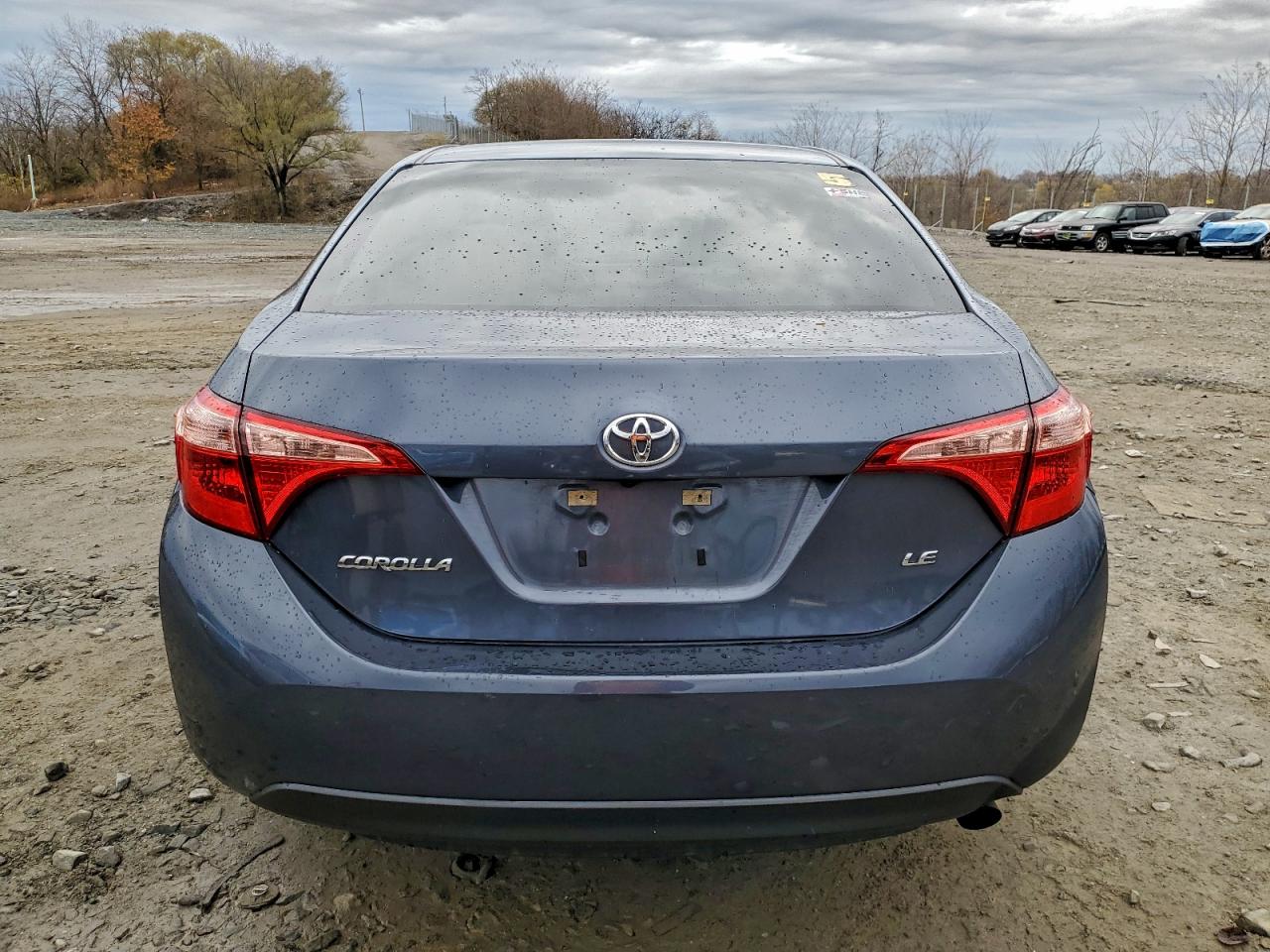 Toyota Corolla L Image 7