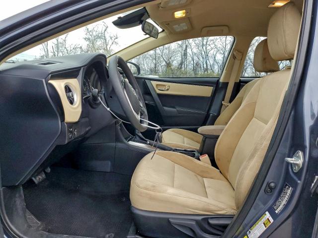 Toyota Corolla L Image 10