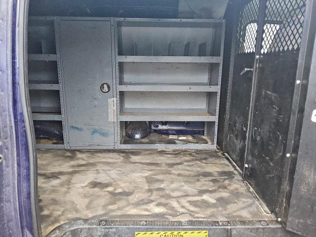 Ford Econoline E250 Van Image 10